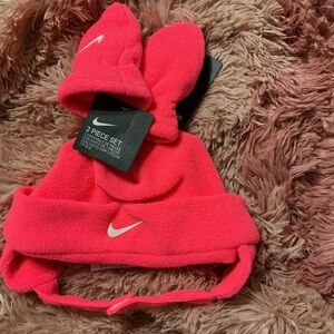 Nike Baby Fleece Chin Strap Trapper Hat and MITTENS